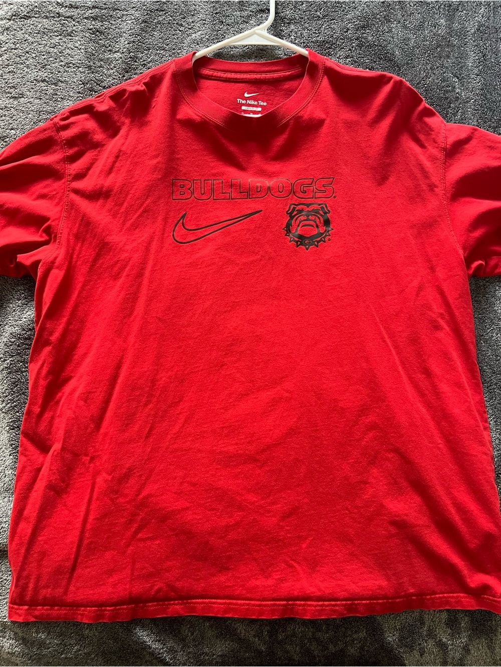 Nike Red Bulldogs Logo Short Sleeve Tee